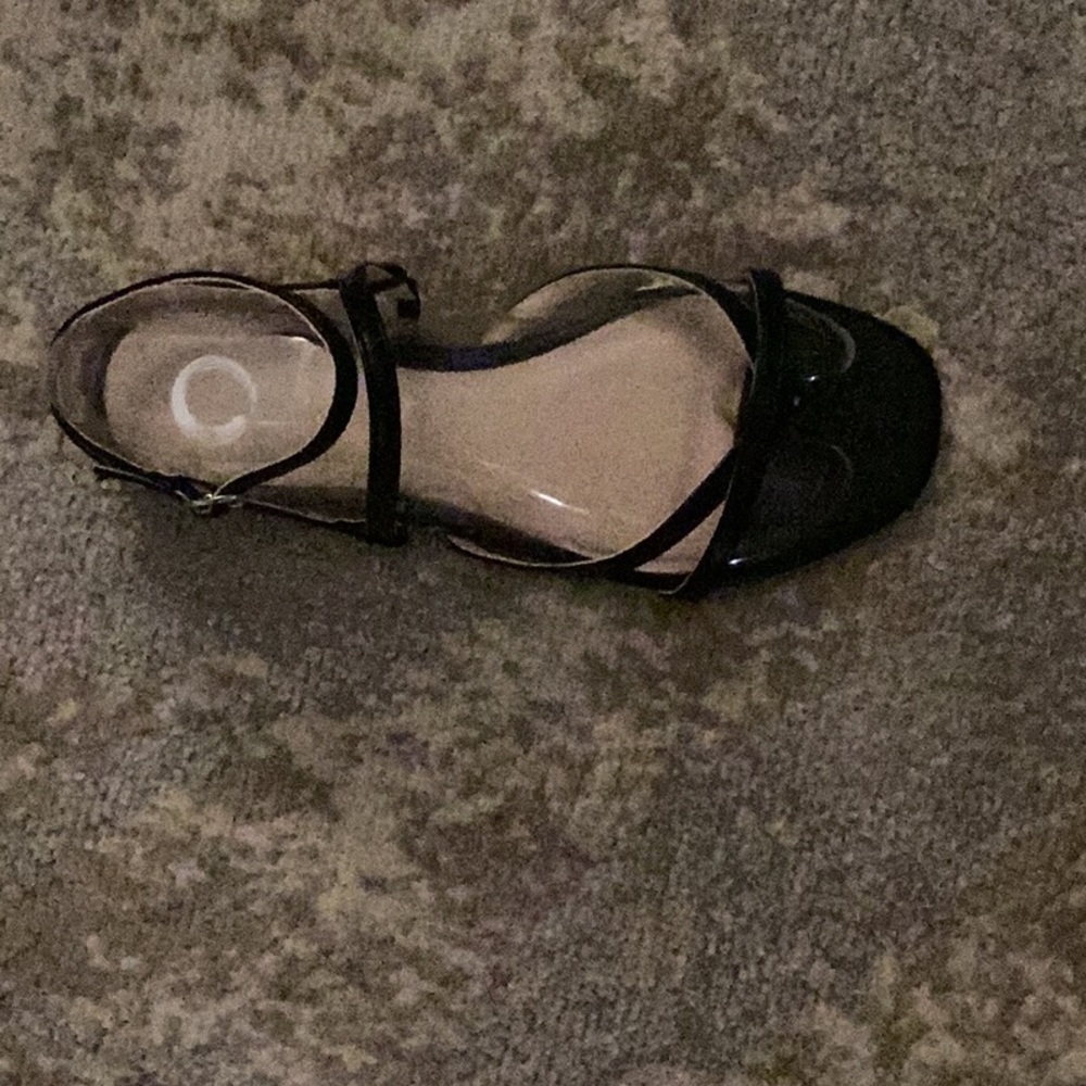 Brand New Black Journee Sandals, Size 7